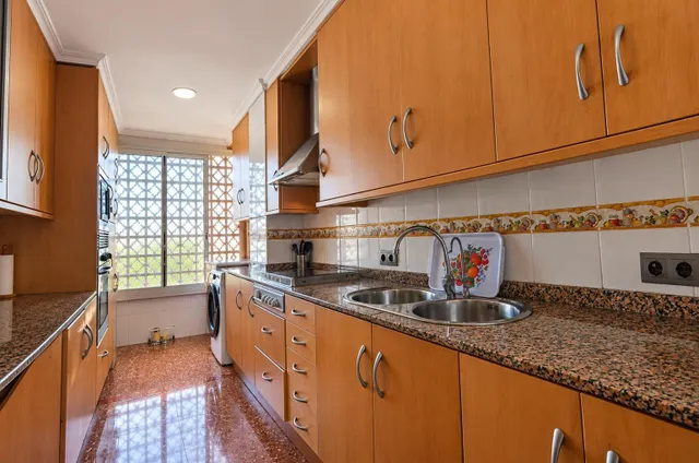 SE VENDE PISO DE TRES habitaciones EN PLUEBLO LEVANTE CON PARKING SEVENDGROUP.COM — 15