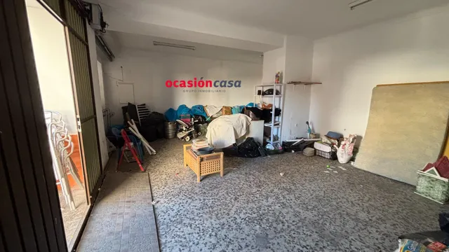 Piso, bar, local y cochera a la venta en Belmez — 18