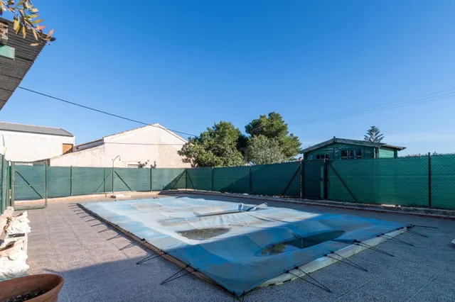 Casa de campo con piscina y 9000m2 de terreno — 7