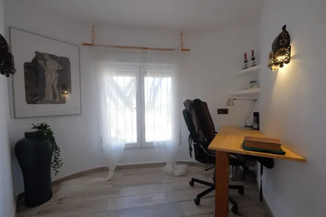 VILLA DE LUJO COMPUESTA POR 3 APARTAMENTOS INDIVIDUALES, TODO DE PRIMERA CALIDAD CON VISTAS AL MAR — 30