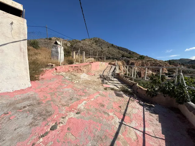 Se vende cueva para reformar en la zona de carrefour de Petrer — 14