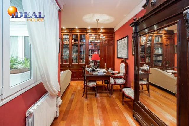 FANTASTICA CASA EN PLAZA DE LOS LOBOS — 33