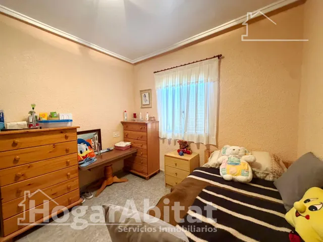 CHALET CON PISCINA, GARAJE Y TERRAZA — 29