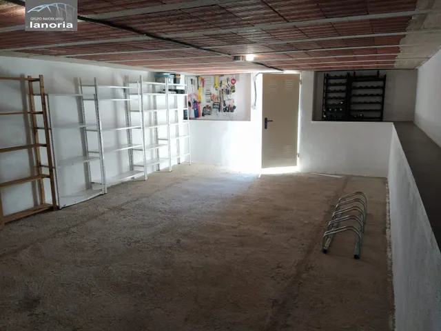 Grupo la Noria Vende Chalet Urbano de 370m2 a pocos km de Albacete. — 45