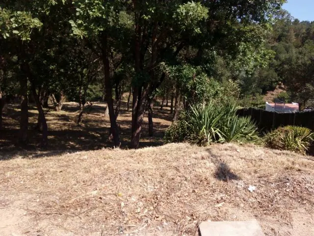 A 7 KM DE LA PLAYA DE BLANES --  se venden parcela — 7