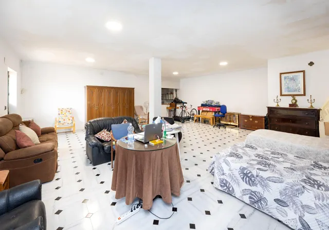 Espectacular chalet independiente con piscina en Alfacar — 33