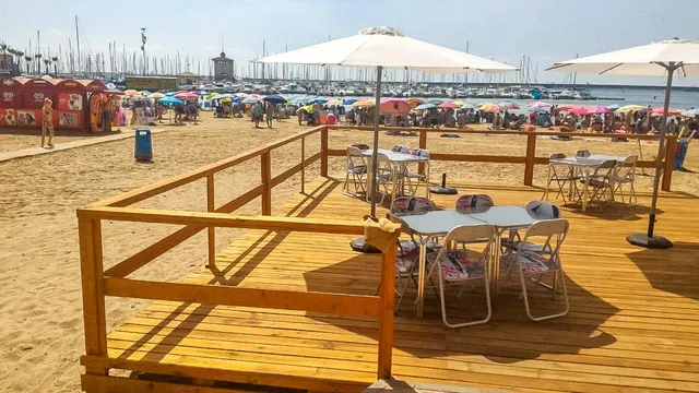 Oportunidad de Inversión: Restaurante a la venta en Playa del Acequión — 2