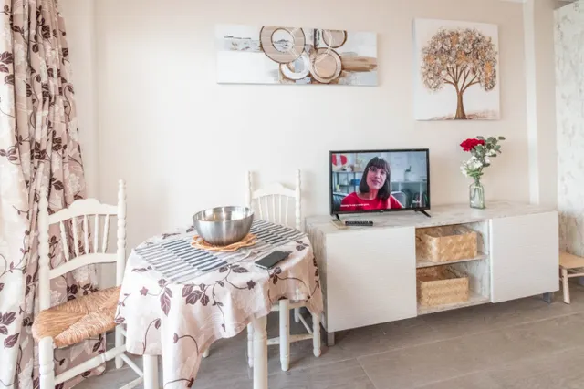 ALQUILER ESTUDIO FRONTAL AL MAR EN CENTRO FUENGIROLA — 11