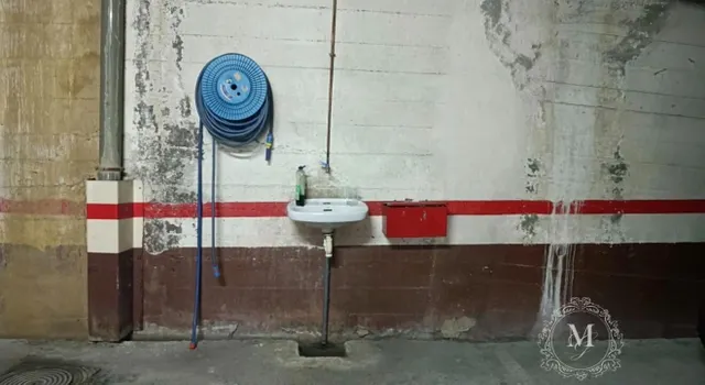 Gran parcela de garaje junto al Ayuntamiento y Metro en Basauri (Calle Basozelai) — 7