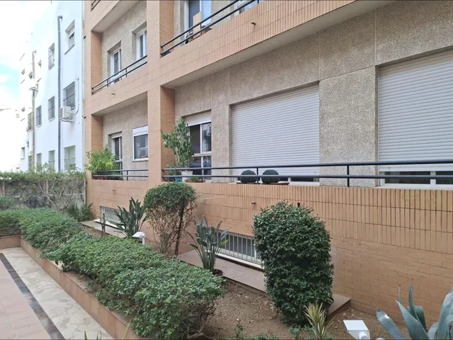 LOCAL COMERCIAL EN CALLE FERNÁNDEZ DE RIBERA - foto 3