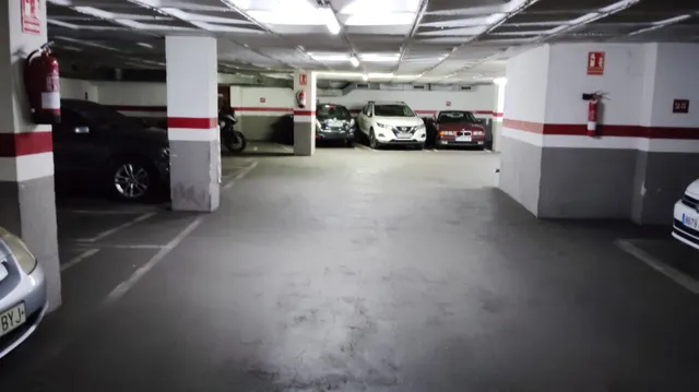 Plaza parking 9m² alquiler Eixample Barcelona centro — 11