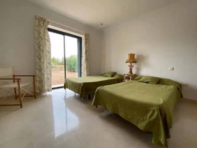 VILLA DE LUJO EN EL CAMPO DE GOLF — 16