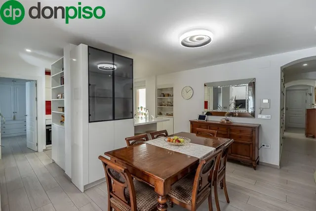 PISO COMPLETAMENTE REFORMADO EN CALLE RECOGIDAS — 12