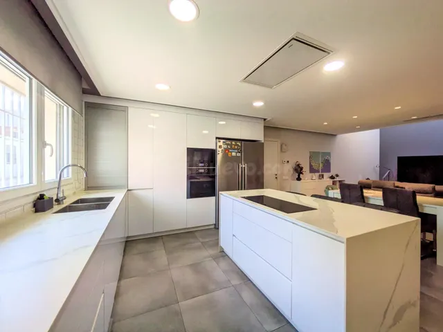 CASA DE DISEÑO TODA EN PLANTA BAJA EN AMPOSTA - foto 4