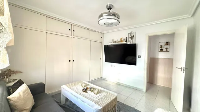 Amplio Piso en Alicante - Ideal para Familias — 15