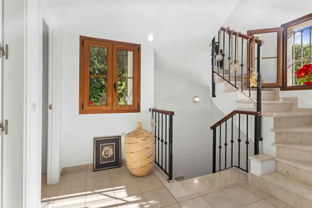 Chalet 4 habitaciones 319m² en venta - Costa Del Sol — 4