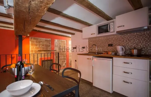 Piso 2 habitaciones 160m² en alquiler - El Mercat - foto 4