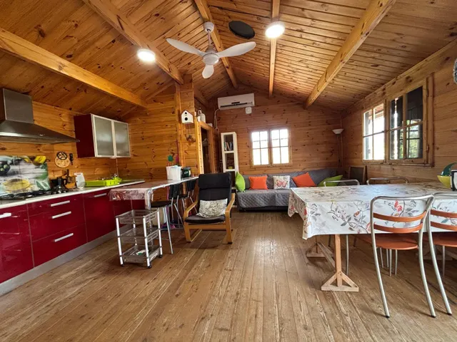 Se vende coqueta casa de madera con terreno en el rellano de molina — 22