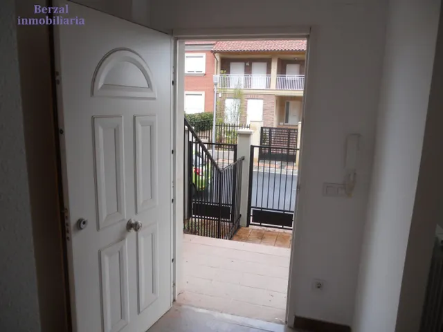 Chalet en venta en Navarrete. Muy amplio. A estrenar. — 5