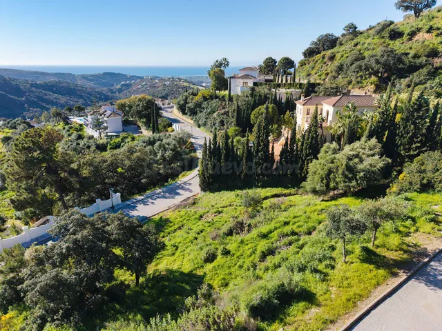 Terreno exclusivo en Benahavís para proyecto residencial úni