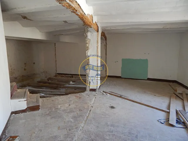 GRAN CASA CENTRICA EN BOCAIRENT — 5