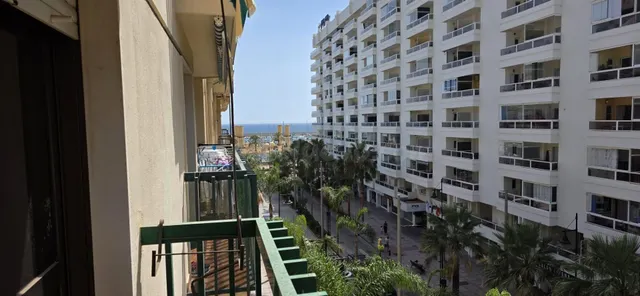 PISO DE 3 DORMITORIOS CON TERRAZA EN FUENGIROLA