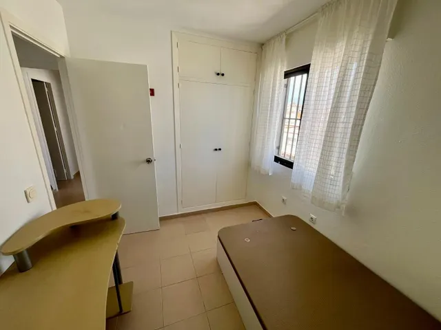 Ático en primera línea de playa con terraza y vistas frontales al mar – Roquetas de Mar — 9