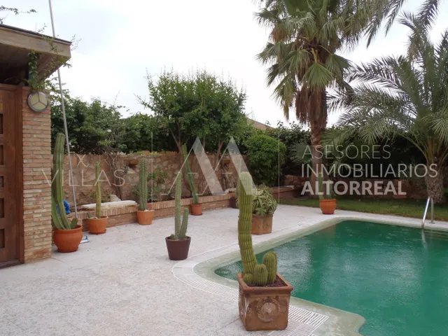 VILLA DE LUJO EN ALTORREAL — 32