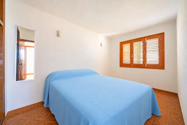 Chalet en primera línea de playa en torrenostra: una oportunidad para crear tu hogar junto al mar — 20