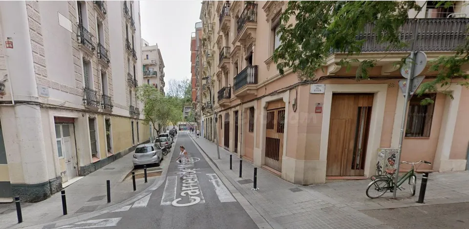 Oportunidad inmobiliaria en Barcelona: vivienda de inversión con potencial