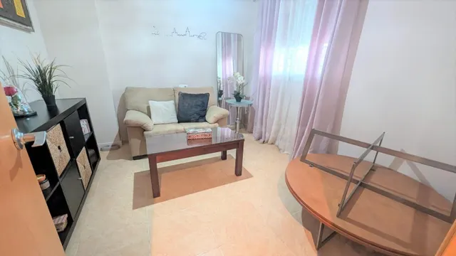 Chalet adosado en venta en Coria del Río - foto 5