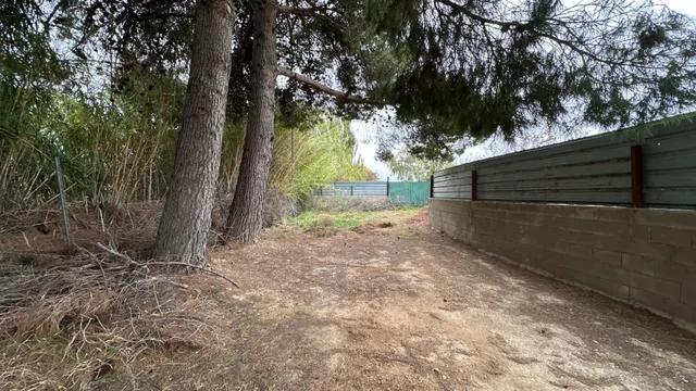 Finca rústica con placas solares y pozo en Garrapinillos, Zaragoza. — 25