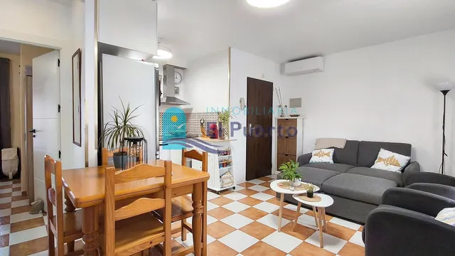 APARTAMENTO SEMIREFORMADO CON PISCINA Y PARKING EN BAHÍA – R - foto 2