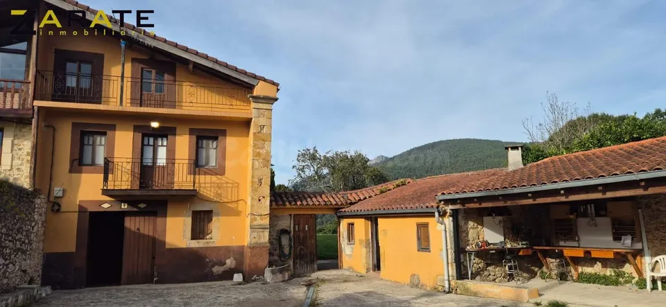 SE VENDE ANTIGUO CONVENTO EN GURIEZO