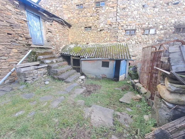 VENTA: Casa Rústica en Toreno — 17