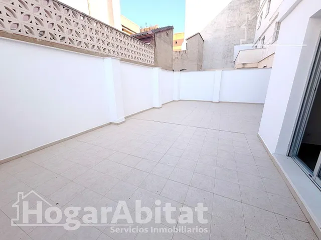 PRECIOSO BAJO REFORMADO, AMPLIO Y SEMINUEVO CON GARAJE Y GRAN TERRAZA — 16