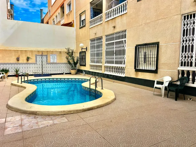 APARTAMENTO 2 DORMITORIOS - PISCINA - TOTALMENTE REFORMADO A ESTRENAR — 2