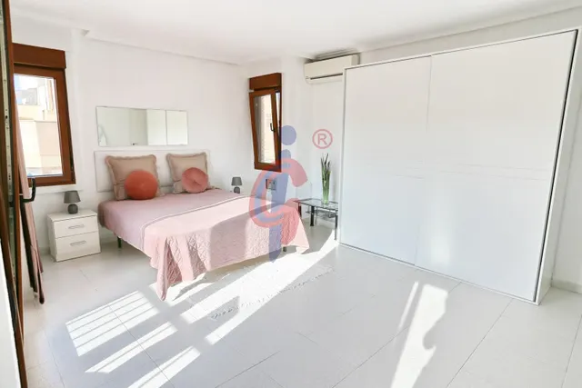 Oportunidad en el centro: 120 m2, 4 dormitorios y terrazas con vistas al mar — 14