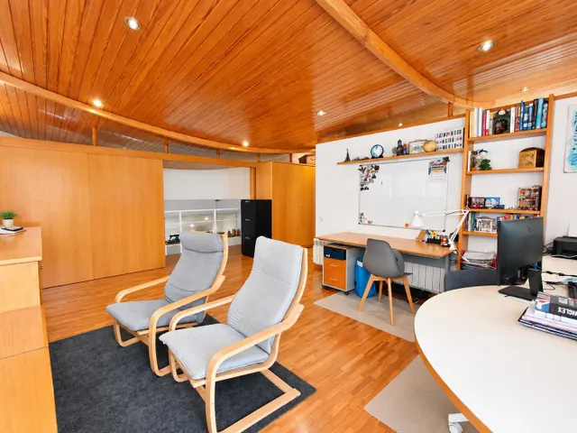 Vivienda esquinera con garaje — 27