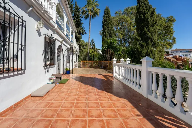 Chalet 4 habitaciones 216m² en venta - Centro — 38