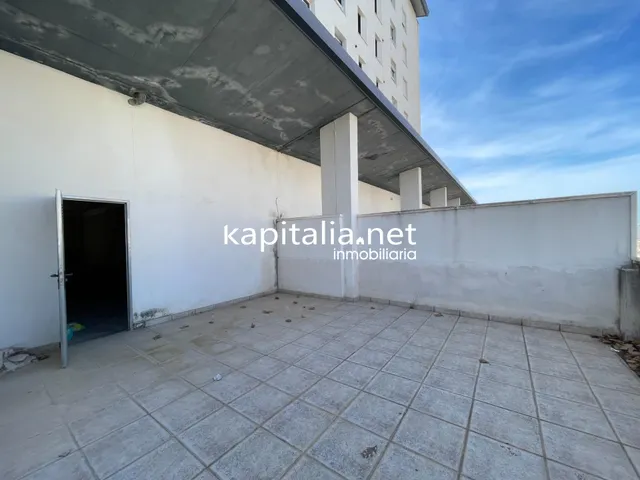 Local comercial en Albaida. — 5