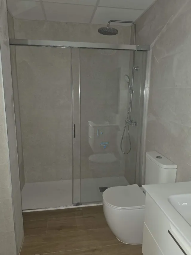 Acogedor Piso en Coslada, Ideal para Entrar a Vivir por €203.500 — 12