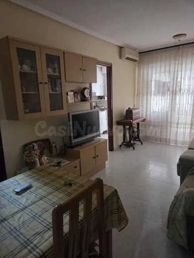 Gran apartamento en Torrevieja: 1 hab, 1 baño — 4