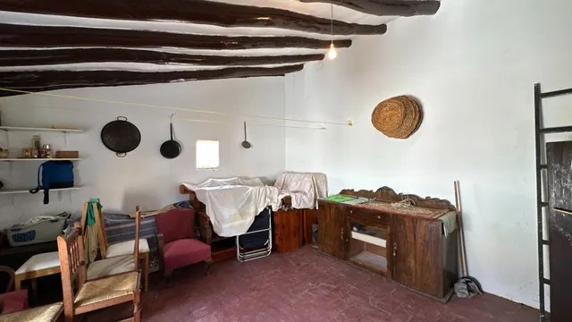 SE VENDE CASA EN TÓRTOLES — 40