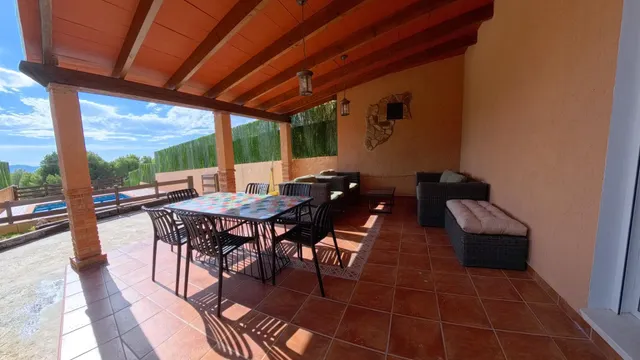 Adosado de esquina con 3 dormitiorios, piscina propia y vista al mar — 22