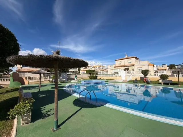 Casa 4 habitaciones 160m² en venta - Sector 25 — 9