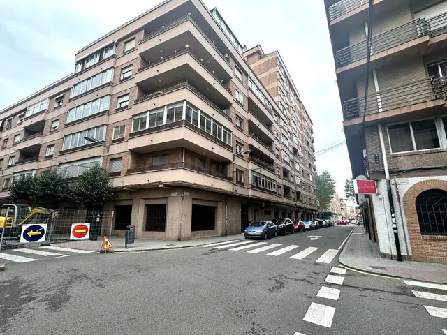 Habitación en alquiler en Zamora, Ensanche–Tres Cruces | 310 €/mes — 4