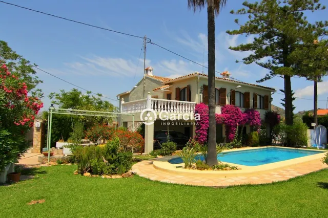 AMPLIA VILLA A LA VENTA EN PEDREGUER GV2018585-A — 5