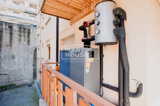 PISO EN VENTA  3 habitaciones, TERRAZA, PARKING Y TRASTERO — 34