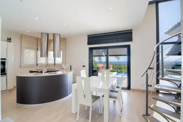 Villa de diseño con piscina y espectaculares vistas a la bahía de Roses – Palau-Saverdera — 21